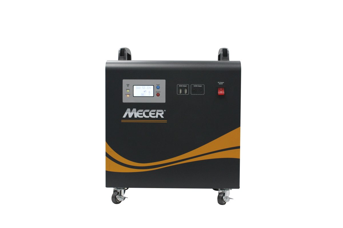 Mecer 1Kw 12 V 1x100A Bat Pure Sine Wave includes 360 W Solar charge controller - Battery Warranty 6 Months